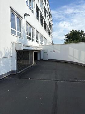 Foto - Sichere Winterstellplätze in trockener Tiefgarage