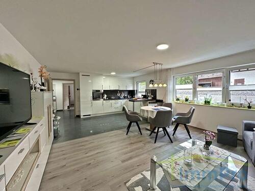 Foto - 2-Zimmer-Souterrainwohnung – kompakt, praktisch, mit Stellplatz & Einbauküche