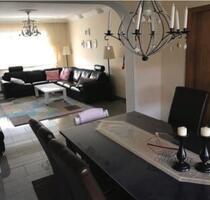 Großzügige 4-Zimmer-Wohnung mit Garten - Grevenbroich Neuenhausen