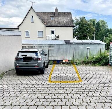 Foto - Parkplatz, Breiter Weg Nähe Brückenkopf