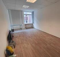 Lichtdurchflutete Bürofläche im 2. OG – 120 m² mit flexibler Mietdauer & 2 Stellplätzen - Hamburg Wandsbek