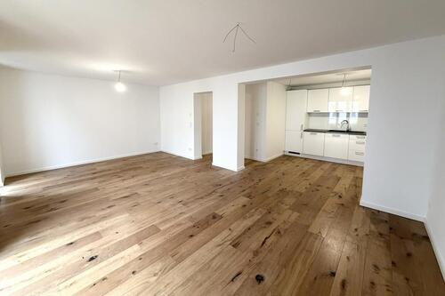 Foto - Moderne 2-Zimmer-Wohnung in hochwertigem Neubau mit Terrasse & Stellplatz