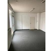 Gewerberäume zu vermieten - 750,00 EUR Kaltmiete, in Nürnberg (PLZ: 90480) Zerzabelshof