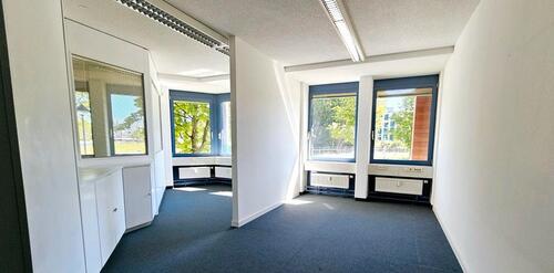 Foto - Gewerbefläche im Erdgeschoss - 2.160,00&nbsp;EUR Kaltmiete, ca.&nbsp; 10,00&nbsp;m&sup2;