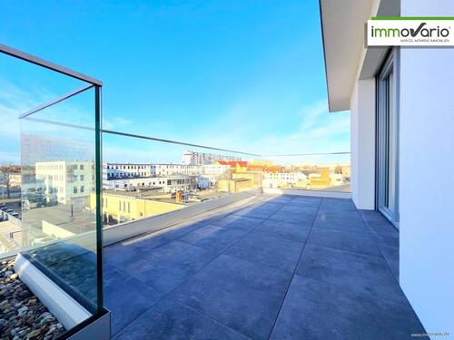 Foto - 3-Raum-Wohnung mit Tageslichtbad, Wanne & Dusche, Aufzug, Fußbodenheizung, Balkon & großer Terrasse