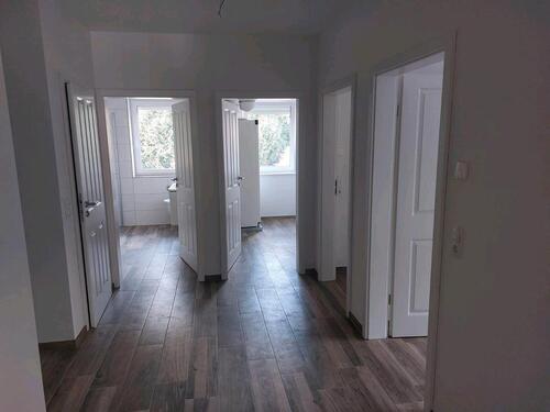 Foto - Seniorengerechte drei Zimmer Wohnung mit Stellplatz & Garage