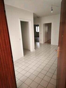 Foto - 3 Zimmer Wohnung, mit Balkon, Parkplatz und Keller