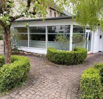 BüroPraxis oder Gewerberäume - 700,00&nbsp;EUR Kaltmiete, ca.&nbsp; 120,00&nbsp;m&sup2; in Sundern (Sauerland) (PLZ: 59846)