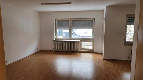 Foto - Schwenningen: 4 Zimmer Wohnung im EG, geräumig, ab sofort ☀️