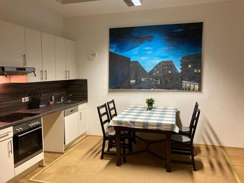 Foto - Studenten-WG-Wohnung ab sofort verfügbar! Teilmöbliert für 3 Pers