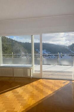 Foto - Traumhafte 3,5-Zi.-Wohnung mit Balkon & Schwarzwaldblick