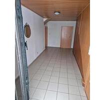 Wohnung EG - 750,00&nbsp;EUR Kaltmiete, ca.&nbsp; 100,00&nbsp;m&sup2; in Detmold (PLZ: 32760) Hiddesen