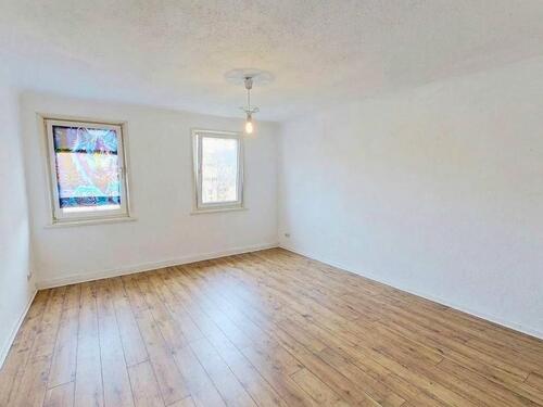 Foto - Modernisierte 3-Zimmer-Wohnung mit EBK, Kamin und BALKON