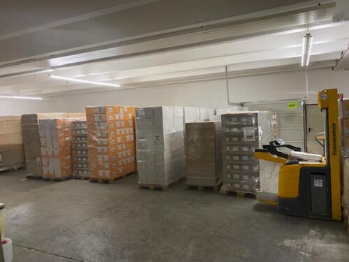 Foto - Gewerbehalle 300 qm - 1.750,00&nbsp;EUR Kaltmiete, ca.&nbsp; 6,00&nbsp;m&sup2;