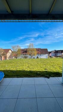 Foto - Moderne 3-Zimmer Wohnung mit großer Terrasse, EBK & 2 Stellplätze