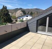 Charmante 3-Zimmer-Wohnung mit Balkon in Kelkheim - Kelkheim (Taunus)