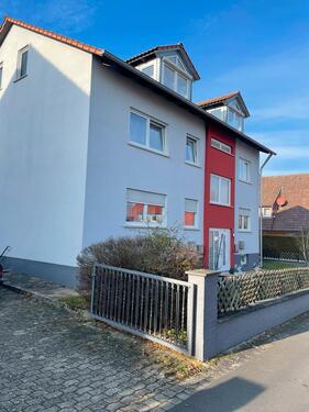 Foto - Lichtdurchflutet Dachgeschosswohnung