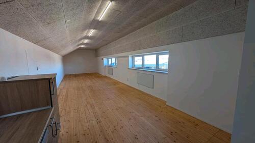 Foto - Modernes Büro zu vermieten- Ideal für Büro, Praxis oder Lager