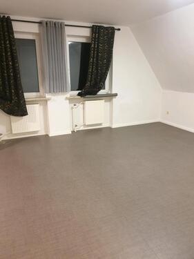 Foto - 3 Zimmer Dachgeschoßwohnung zur Miete in Hannover