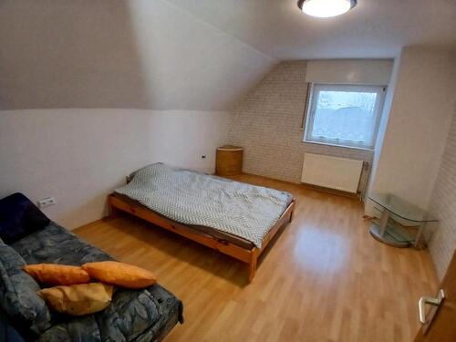 Foto - Teilmöbelierte Wohnung ab AprilMai zu vermieten