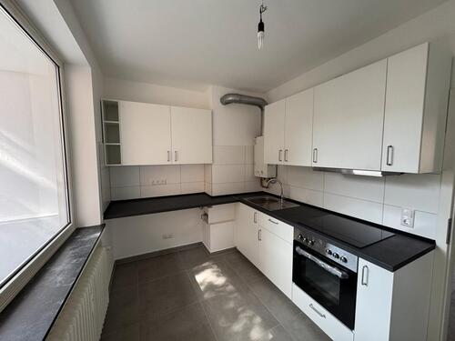 Foto - Kernsanierte 2-Zimmer-Wohnung mit Balkon - 5,6 % Bruttorendite