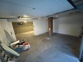 Foto - Großzügige Garage Stellfläche für Oldtimer – bis zu 3 Fahrzeuge möglich