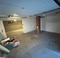 Großzügige Garage Stellfläche für Oldtimer – bis zu 3 Fahrzeuge möglich - Wuppertal Barmen
