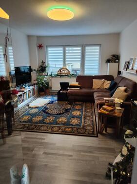 Foto - Große 4 Zimmer Wohnung. WG und Familiengeeignet