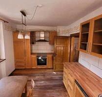 Helle 2,5 Zimmer Wohnung in schöner Hofreite zu vermieten - Hackenheim