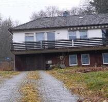 Einfamilienhaus mit großem Gelände - Idar-Oberstein