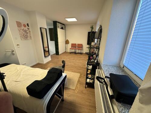 Foto - Laden - Büro - Shop - 1.500,00&nbsp;EUR Kaltmiete, ca.&nbsp; 36,00&nbsp;m&sup2;