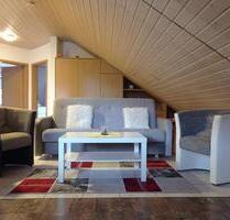 schöne 3 Zimmer Dachgeschosswohnung mit Balkon - Gunningen