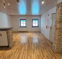 1 Zimmer-Wohnung - 360,00&nbsp;EUR Kaltmiete, ca.&nbsp; 37,00&nbsp;m&sup2; in Vilshofen an der Donau (PLZ: 94474)