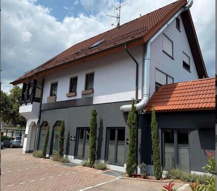 Foto - Mehrfamilienhaus, Wohnhaus zum Kaufen in Wyhl am Kaiserstuhl