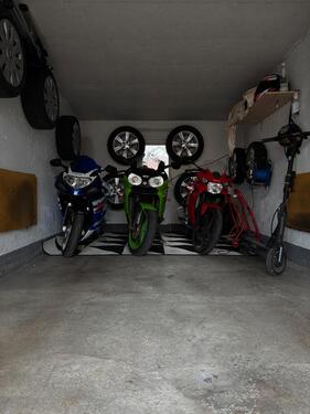 Foto - Garage für Motorrad - 15,00 EUR Miete,
