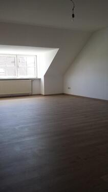 Foto - Helle 2 Zimmer Wohnung 76qm - 1.300,00 EUR Kaltmiete, ca.  76,00 m²