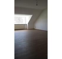 Helle 2 Zimmer Wohnung 76qm - 1.300,00 EUR Kaltmiete, ca.  76,00 m² in Neufahrn bei Freising (PLZ: 85375) Mintraching-Grüneck