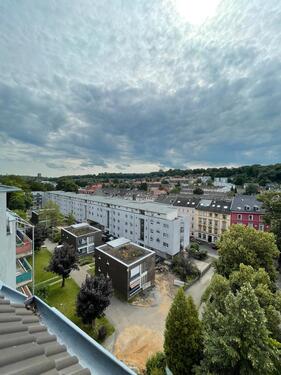 Foto - 4-Zimmer DG-Wohnung mit Spitzboden Zentral gelegen ab sofort 73qm