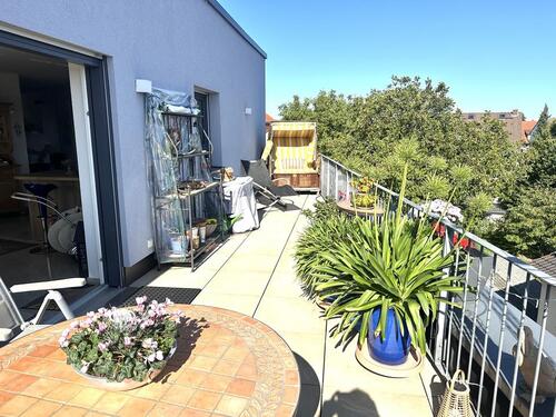 Foto - Penthouse mit Dachterrasse 4 Zimmer Wohnung in Hofheim, Luxusausstattung und 2xTG-Stellpätze!
