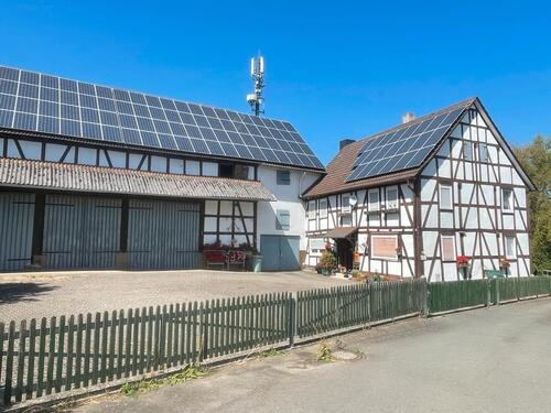 Foto - Einfamilienhaus mit großer Scheune in Schrecksbach zu verkaufen