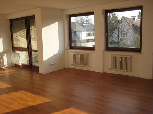 Foto - großzügige 3-Zimmer-Wohnung Einbauküche Balkon im Gete