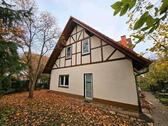 Foto - Einfamilienhaus mit Garage von privat