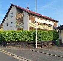 4-Zimmer-Wohnung mit Garage, Balkon, direkten Zugang zum Garten und großen Kellerraum - Baiersdorf