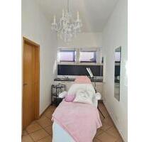 Kosmetikstudio möbliert - 5.000,00 EUR Kaltmiete, ca.  50,00 m² in Braunschweig (PLZ: 38110) Wabe-Schunter-Beberbach