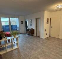 Wohnung mit fünf Zimmern, 110 qm - Uelzen