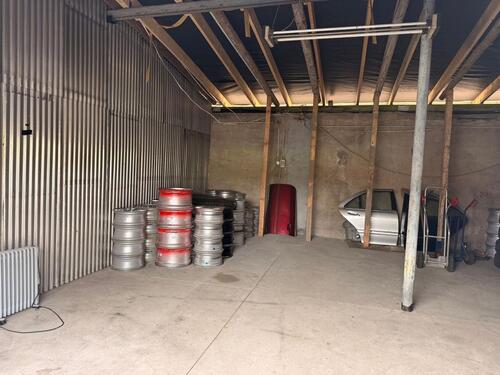 Foto - Halle zu vermieten – Top Lage direkt an der B96