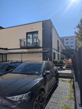 Foto - Außenstellplatz (mit Wallbox) - 150,00&nbsp;EUR Miete,