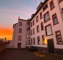Kernsanierte 2-Zimmer-Wohnung mit Balkon, EBK & Stellplatz - Hanau
