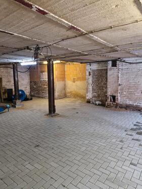 Foto - Lagerhalle in 35094 Lahntal - 700,00 EUR Miete,