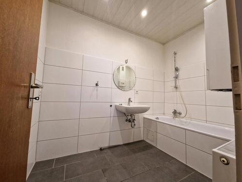 Foto - WG Zimmer zuvermieten - 350,00&nbsp;EUR Kaltmiete, ca.&nbsp; 79,00&nbsp;m&sup2;